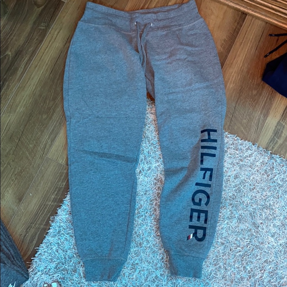 Tommy Hilfiger joggers